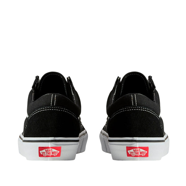 Tennis Old Skool unisex color negro y blanco