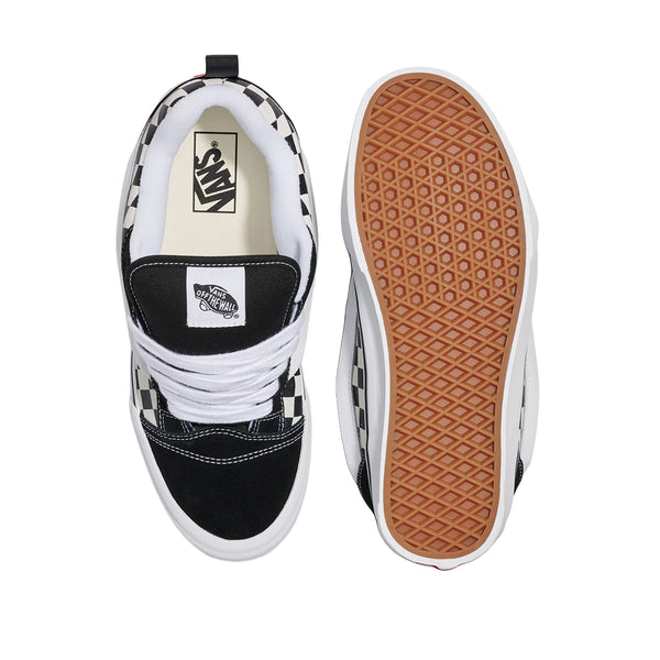 Tennis Knu Skool unisex color negro y blanco